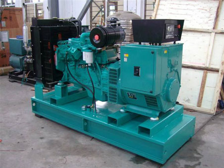东成镇200kw康明斯柴油发电机组图片 东成镇200kw康明斯柴油发电机组图片